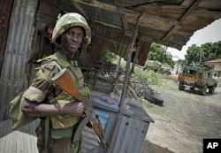 Un soldat ougandais de la force de l'Union africaine à Mogadiscio