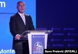 Montenegro - President of Montenegro Milo Djukanovic (l) To Be Secure (2BS) Forum, Budva, 31May2019