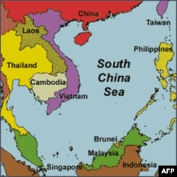 Janubiy Xitoy dengizi ustidan tortishuvlar avj olarkan, AQSh tomonlarni muzokaraga undamoqda