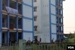 Rumah susun Puspa Agro Jemundo di Kabupaten Sidoarjo, tempat tinggal para pengungsi Syiah Sampang. (Foto: VOA/Petrus Riski)