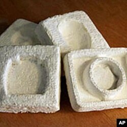 Ecocradle can be used as compost when it is no longer needed for packaging.