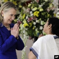 Yaqinda AQSh Davlat kotibasi Xillari Klinton ham Hindistonga borgan edi