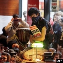 Norozilik namoyishlari davom etadi, deydi amerikaliklar