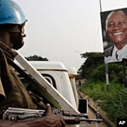Un Casque bleu à Abidjan