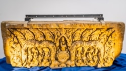 ปราสาทหนองหงส์ อายุราวพุทธศตวรรษที่ 16 – 17 เคยประดิษฐานอยู่เหนือกรอบประตูปราสาทของปราสาทหนองหงส์ จ.บุรีรัมย์