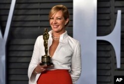 Allison Janney, winner of the award for best performance by an actress in a supporting role for "I, Tonya," arrives at the Vanity Fair Oscar Party on March 4, 2018, in Beverly Hills, Calif.