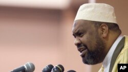 امام مجید: مسلمانان امریکا اعمال خشونت آمیز گروه دولت اسلامی را محکوم میکنند