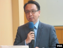 台湾淡江大学国际事务与战略研究所所长李大中