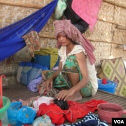 Inflasi akibat kenaikan harga minyak akan berdampak negatif pada kelompok miskin.