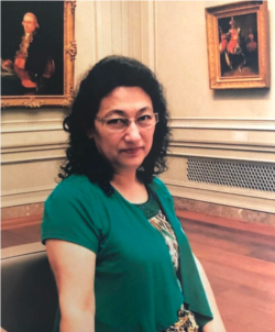 古丽仙·阿巴斯2016年在佛罗里达探亲。(照片由其家人提供)