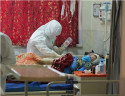 قرنطینه بیماران مبتلا به کرونا. عکس‌هایی از داخل بیمارستان مسیح دانشوری در تهران برای نخستین بار منتشر شده است.