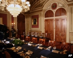 胡锦涛在这里和参议院领袖会面