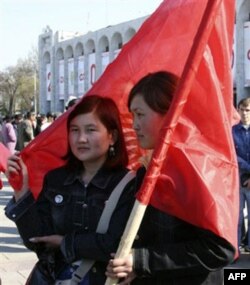 Qirg’izistonda namoyishlar odat, aholi charchagan