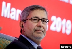 资料照：美国半导体产业协会会长、美光科技首席执行官梅罗特拉2019年3月23日在中国北京参加中国发展论坛。（2019年3月23日）