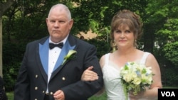 لیسا و ناپدری اش، به سوی محراب