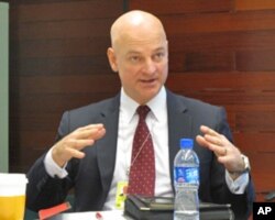 美国消费品安全委员会驻京代表杰夫•希尔内根