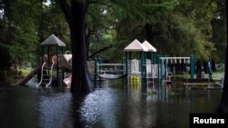 Poplave na ulicama Vilmingtona u Severnoj Karolini