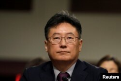 미 국가핵안보국 방위핵확산 담당 부국장 지명자인 브렌트 박 오크리지 국립연구소 교수가 1일 상원 군사위 인준청문회에 참석했다.