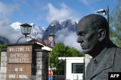 AQSh va Germaniya tomonidan yuritiladigan, Jorj Marshall nomli xavfsizlik va mudofaa bo’yicha tadqiqot markazi 1993 yilda ochilgan