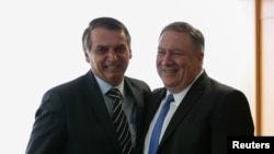 美国国务卿蓬佩奥（右）2019年1月2日会见巴西新总统博尔索纳罗（路透社）