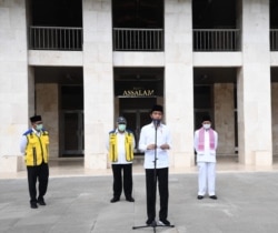 Presiden Jokowi Meninjau Kesiapan Kenormalan Baru di Masjid Istiqlal, Jakarta, 2 Juni 2020. (Foto: Twitter/@KemensetnegRI)