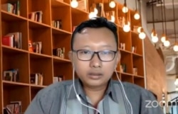 Kuasa hukum keluarga korban Muhammad Isnur. (Foto: VOA)