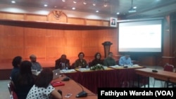 Konferensi Pers Survei LIPI mengenai masalah Papua, Jakarta, 14 Desember 2017.(Fathiyah Wardah/VOA)
