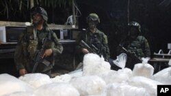 Ekvador uyuşturucu çeteleri tarafından dağıtım üssü olarak kullanılıyor.