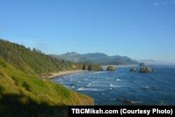 Jagged rocks jut out of the Pacific Ocean at the Lewis and Clark National Historical Park in Oregon.