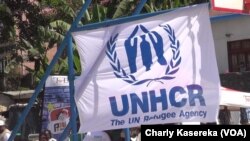 Le drapeau du HCR, à Goma, 20 juin 2017. (VOA/Charly Kasereka)