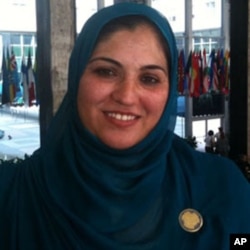 Shod Begum Pokiston qishloqlarida xotin-qizlar bilimli, kasb-hunarli bo'lishi uchun kurashmoqda