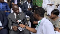 Ibrahim Magu shugaban Hukumar EFCC a yayin wata hira da Muryar Amurka
