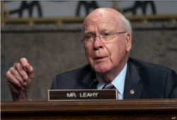 Senator Patrick Leahy dari Partai Demokrat bertindak sebagai pimpinat Senat dalam sidang pemakzulan kedua Trump.