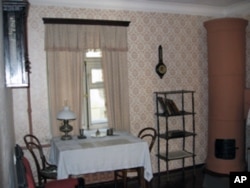 列宁在1894-1895年期间在圣彼得堡租赁和居住过的房间，目前是博物馆