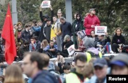 러시아 모스크바에서 시민들이 지난 10일 공정선거를 요구하는 시위를 열고 있다.