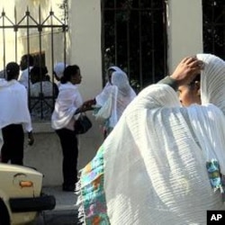 Migrant domestic workers from Ethiopia outside a Beirut church say life is hard in Lebanon, and abuses are common. But, they add, they couldn't find any work at home, 03 Nov 2010