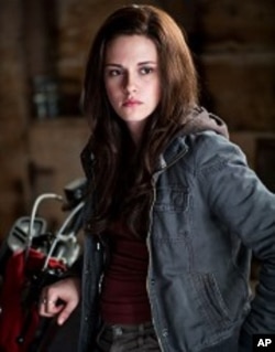 Kristen Stewart stars in "The Twilight Saga: Eclipse"