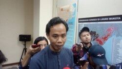 Kepala Departemen Advokasi Eksekutif Nasional Walhi Zenzi. (Foto: VOA/Sasmito)