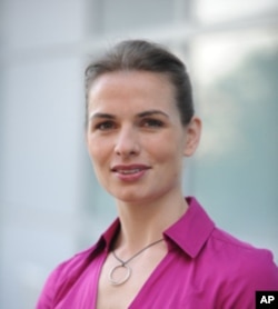 西东大学中国刑法问题专家玛格丽特．刘易斯