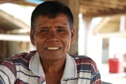 Mao Ran, a former Khmer Rouge soldier, was sent to Koh Tang island to fight the Americans during their attempt to rescue the crew of the U.S. merchant container ship SS Mayaguez, on May 15, 1975. (Sun Narin/VOA Khmer)