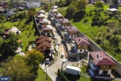 Ilegalno naselje „Solaris“ nastalo je za nekoliko mjeseci, uprkos brojnim zabranama i kaznama inspekcije (Foto: CIN)