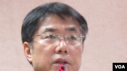 台湾在野党民进党立委 黄伟哲(美国之音张永泰拍摄)