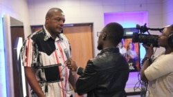 រូបឯកសារ៖ លោក Hopewell Chin'ono ថ្លែង​ទៅ​កាន់អ្នក​សារព័ត៌មាន​កាល​ពី​ថ្ងៃទី១០ ខែតុលា ឆ្នាំ២០១៨។