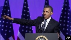 Romney mulai memfokuskan strategi kampanye untuk menyerang Pesiden Barack Obama.