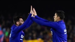 'Yan Wasan Barcelona, Messi Da Suarez