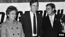 “Ata ilə kampaniyada iştirak etmək maraqlı təcrübə idi. Amma görüşlərdə eyni nitqi təkrar-təkrar eşitmək anamı cana doyurmuşdu.”