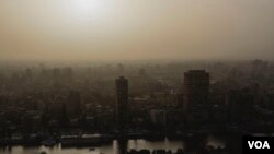 For millennia, the Nile has been the heart of Egypt’s culture and economy. Now, Egyptians fear the Renaissance Dam could bring an environmental disaster. Cairo, Egypt. Feb. 26, 2018. (H. Elrasam/VOA)