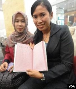 Humas PT Garuda Indonesia, Diah Wiratmi (depan).