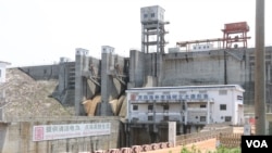 ទំនប់វារីអគ្គិសនីអាតៃក្នុងឃុំអូរសោម ខេត្តពោធិ៍សាត់ ដែលជាទំនប់ដំបូងក្នុងខេត្តមួយនេះ(ស៊ុន ណារិន/VOA)