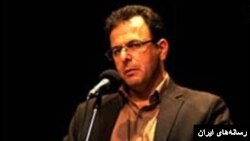 فرهاد محمدی، وکیل دادگستری همراه چند فعال محیط زیست بازداشت شد. 